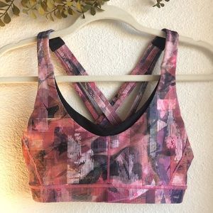 Lululemon sports bra size 8